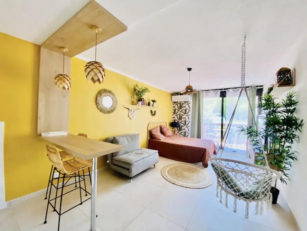 Studio Terrasse & Parking Gratuit En Residence Nimes Exterior foto