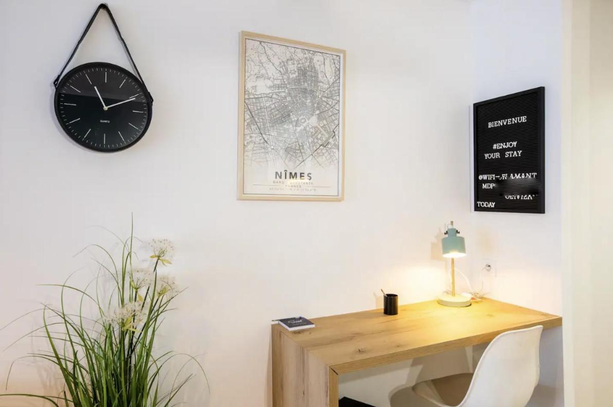 Studio Terrasse & Parking Gratuit En Residence Nimes Exterior foto