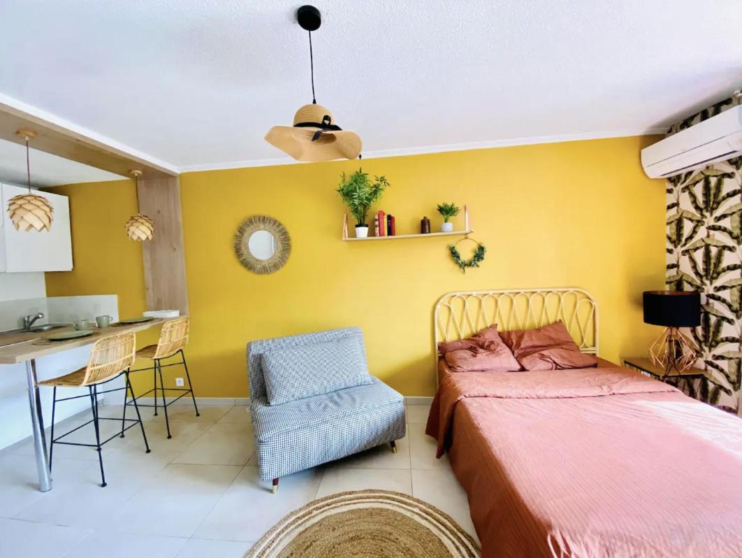 Studio Terrasse & Parking Gratuit En Residence Nimes Exterior foto